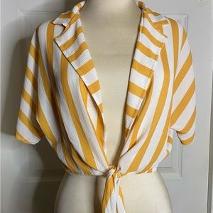 Boohoo tie front top